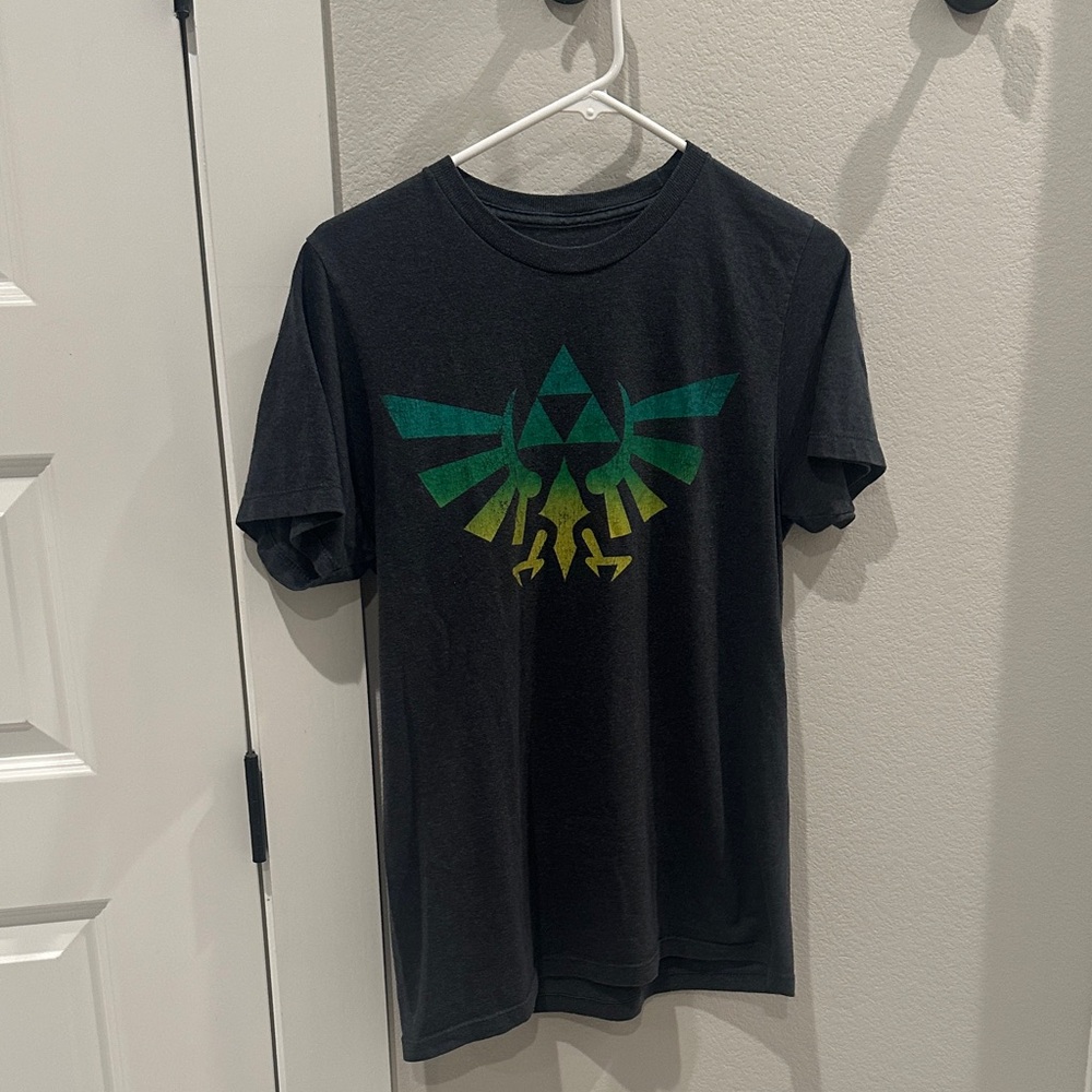 GUC Men’s Size Small Legend of Zelda Graphic T-Shirt Tee Top Short Sleeve Shirt